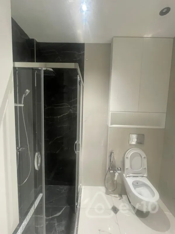 Kirayə verilir 2 otaqlı yeni tikili 120 m²