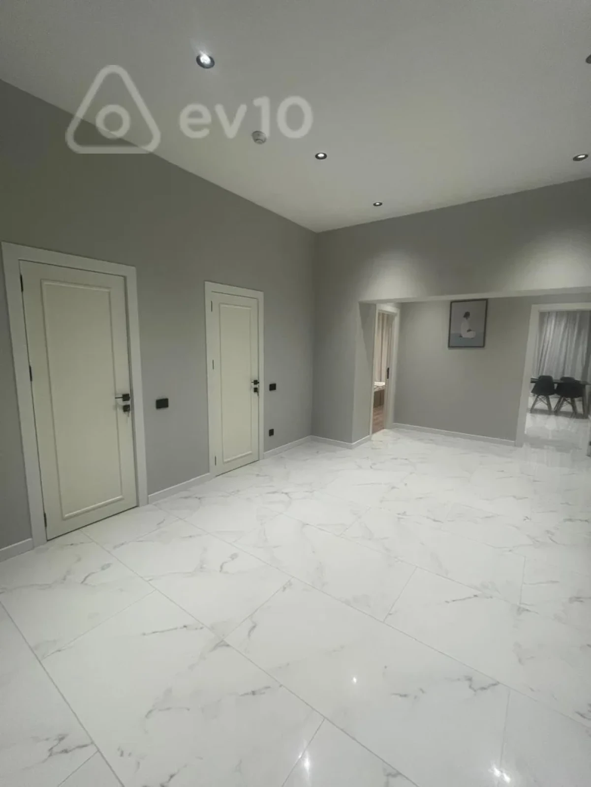 Kirayə verilir 2 otaqlı yeni tikili 120 m²