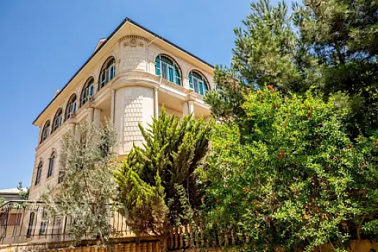 Satılır 7 otaqlı həyət evi 410 m² — Bakı, Səbail 7 otaq 410.00 m²