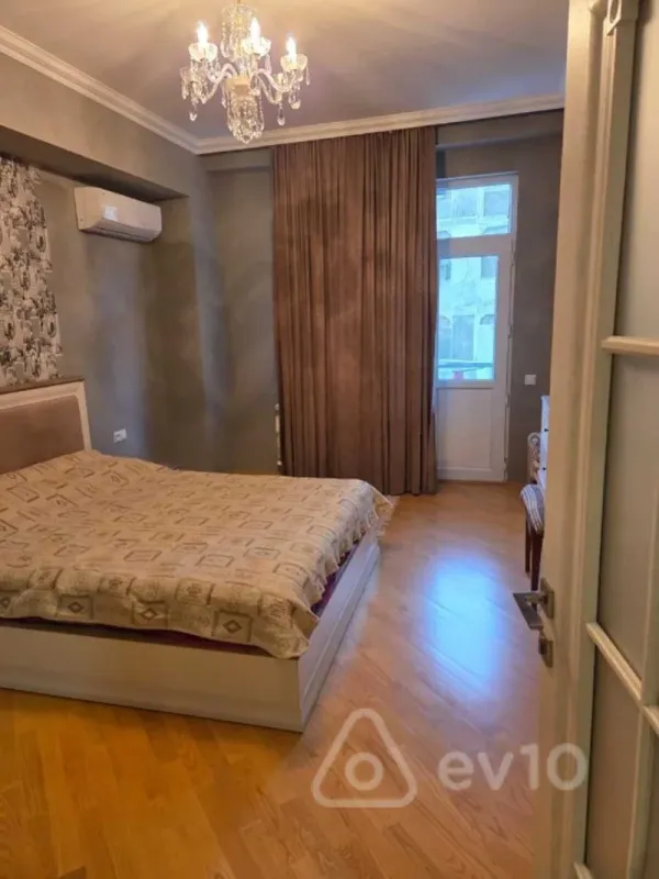 Satılır 3 otaqlı yeni tikili 102 m²