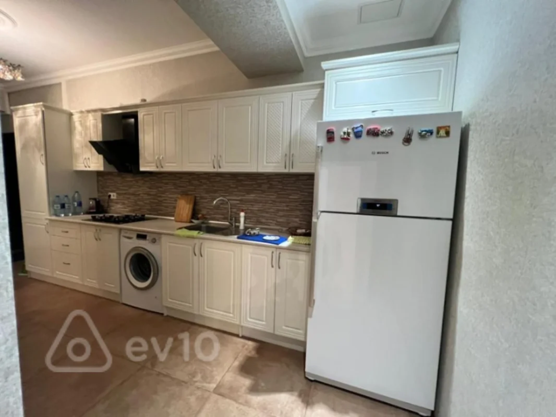 Satılır 3 otaqlı yeni tikili 102 m²