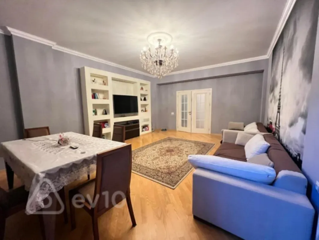 Satılır 3 otaqlı yeni tikili 102 m²
