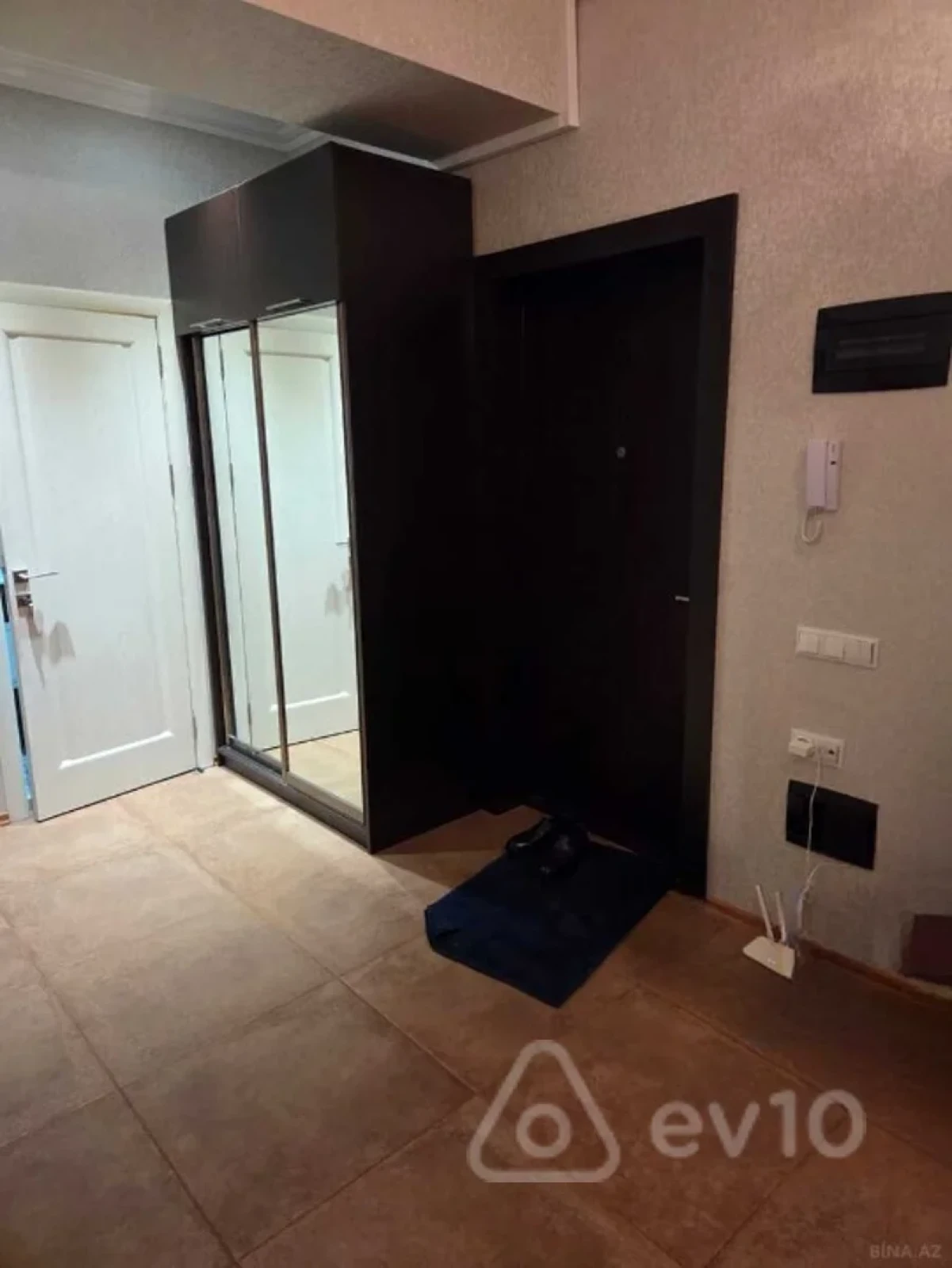 Satılır 3 otaqlı yeni tikili 102 m²