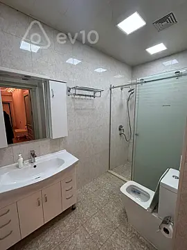 Satılır 2 otaqlı yeni tikili 67 m²