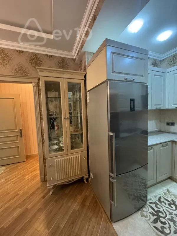 Satılır 2 otaqlı yeni tikili 67 m²
