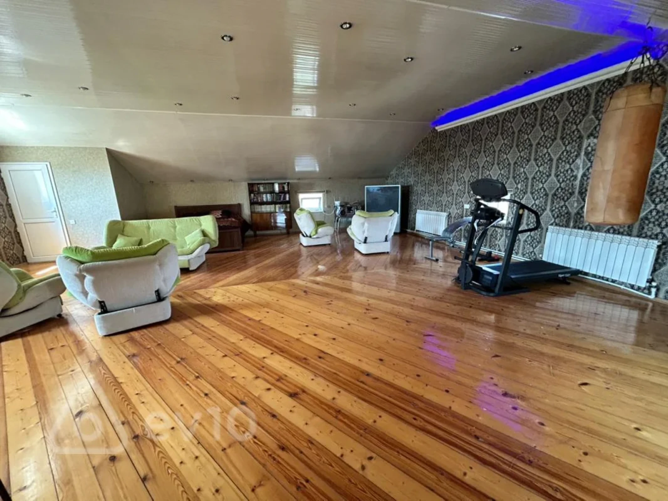 Kirayə verilir 5 otaqlı həyət evi 250 m²