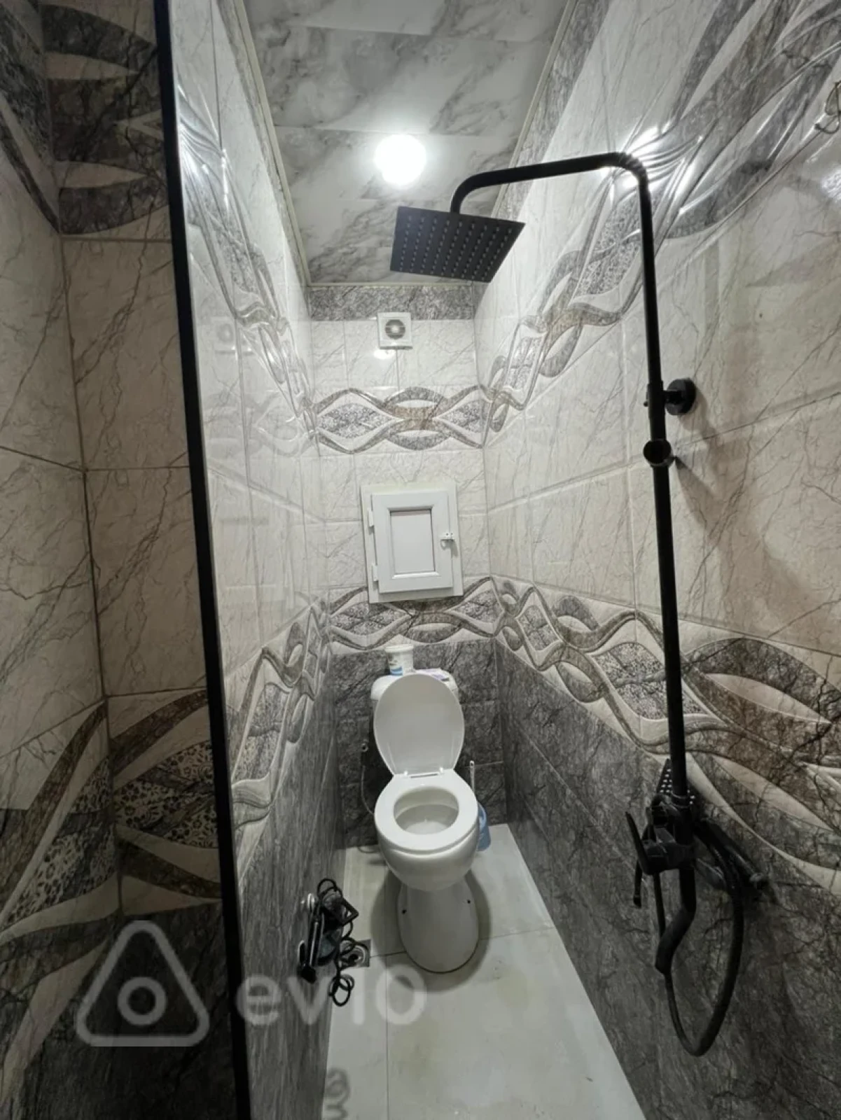 Kirayə verilir 2 otaqlı köhnə tikili 45 m²