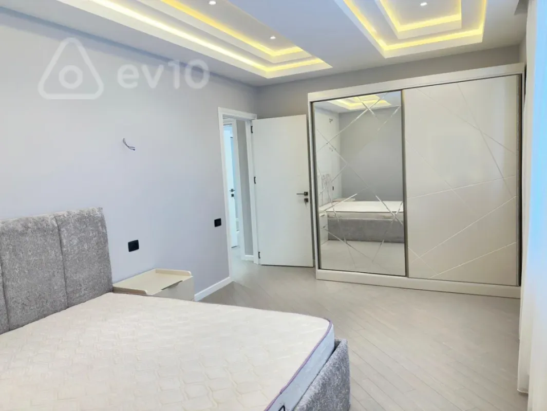 Satılır 3 otaqlı yeni tikili 126 m²