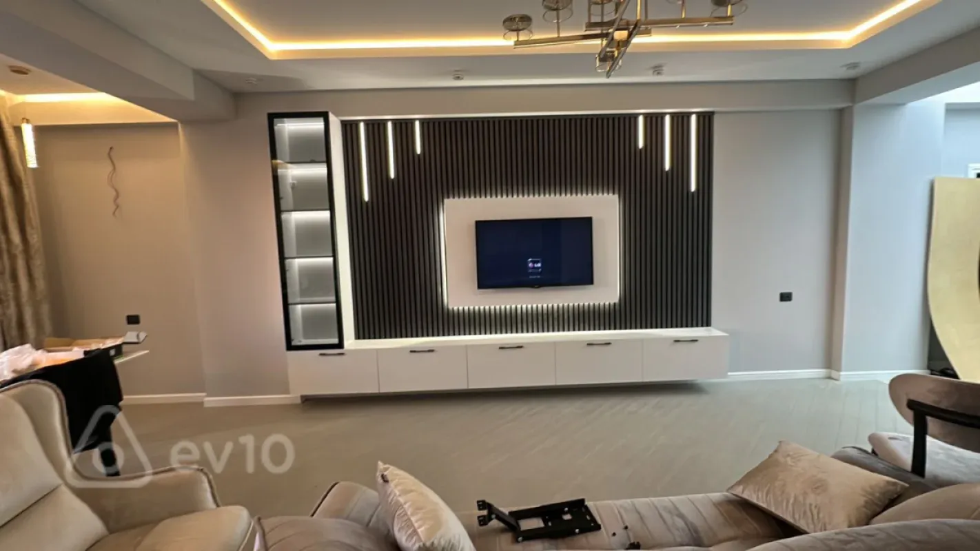Satılır 3 otaqlı yeni tikili 126 m²