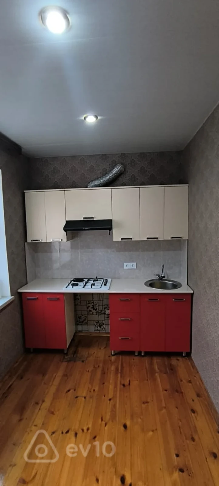 Kirayə verilir 3 otaqlı həyət evi 85 m²