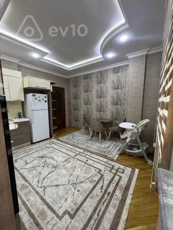 Satılır 3 otaqlı yeni tikili 120 m²