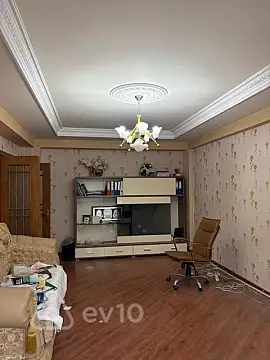 Kirayə verilir 3 otaqlı ofis 120 m²