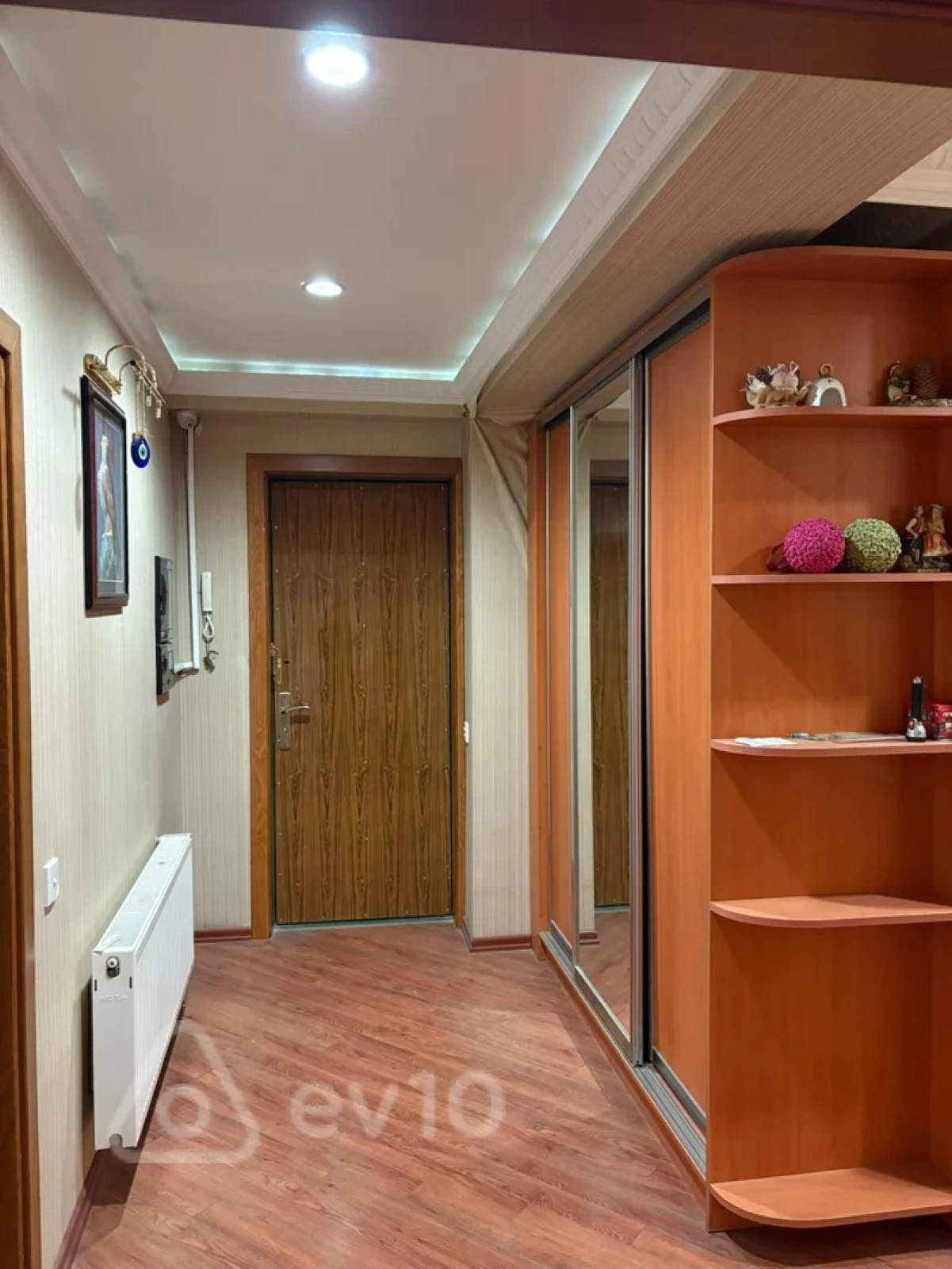 Kirayə verilir 3 otaqlı ofis 120 m²