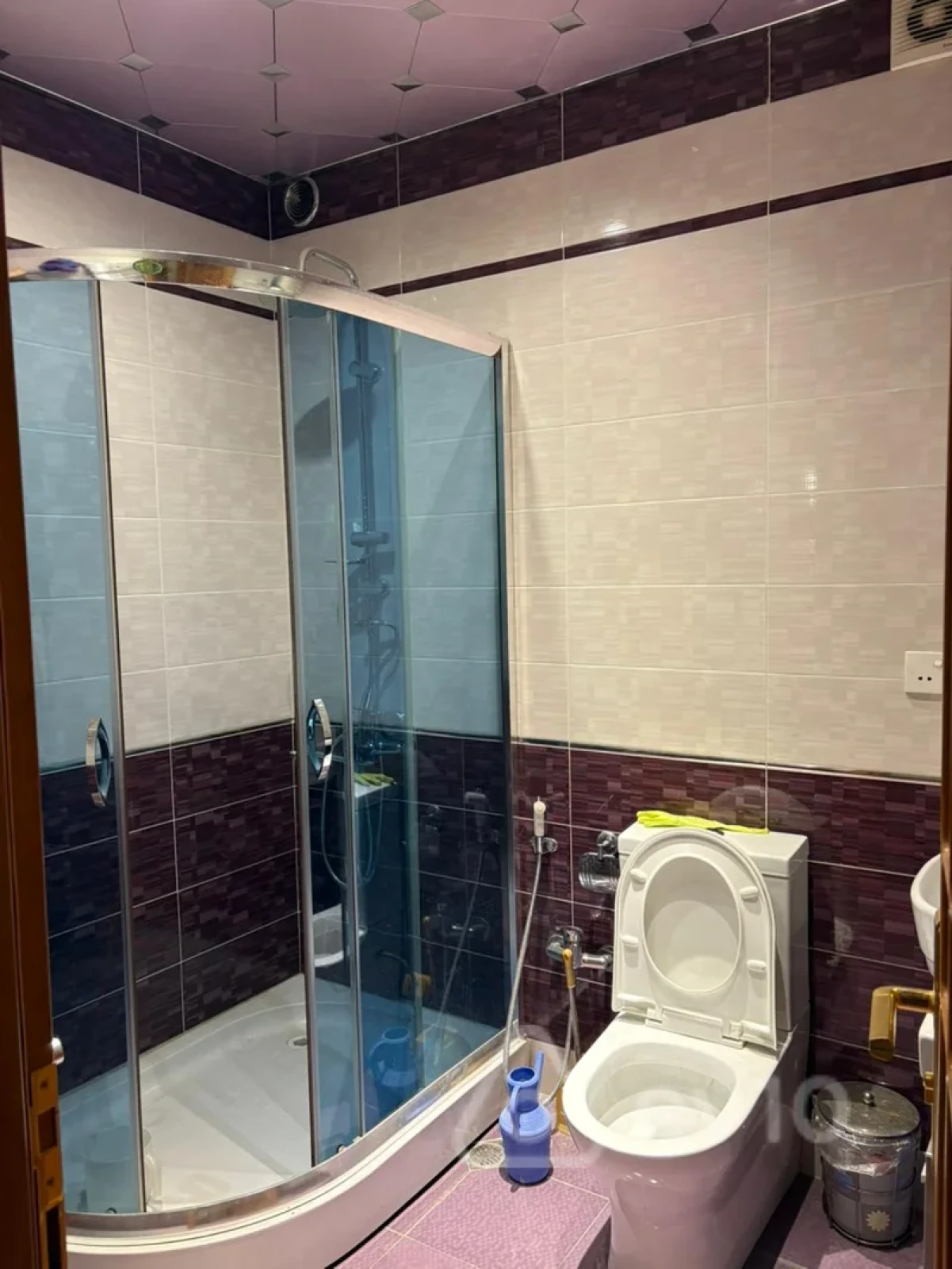 Kirayə verilir 3 otaqlı ofis 120 m²