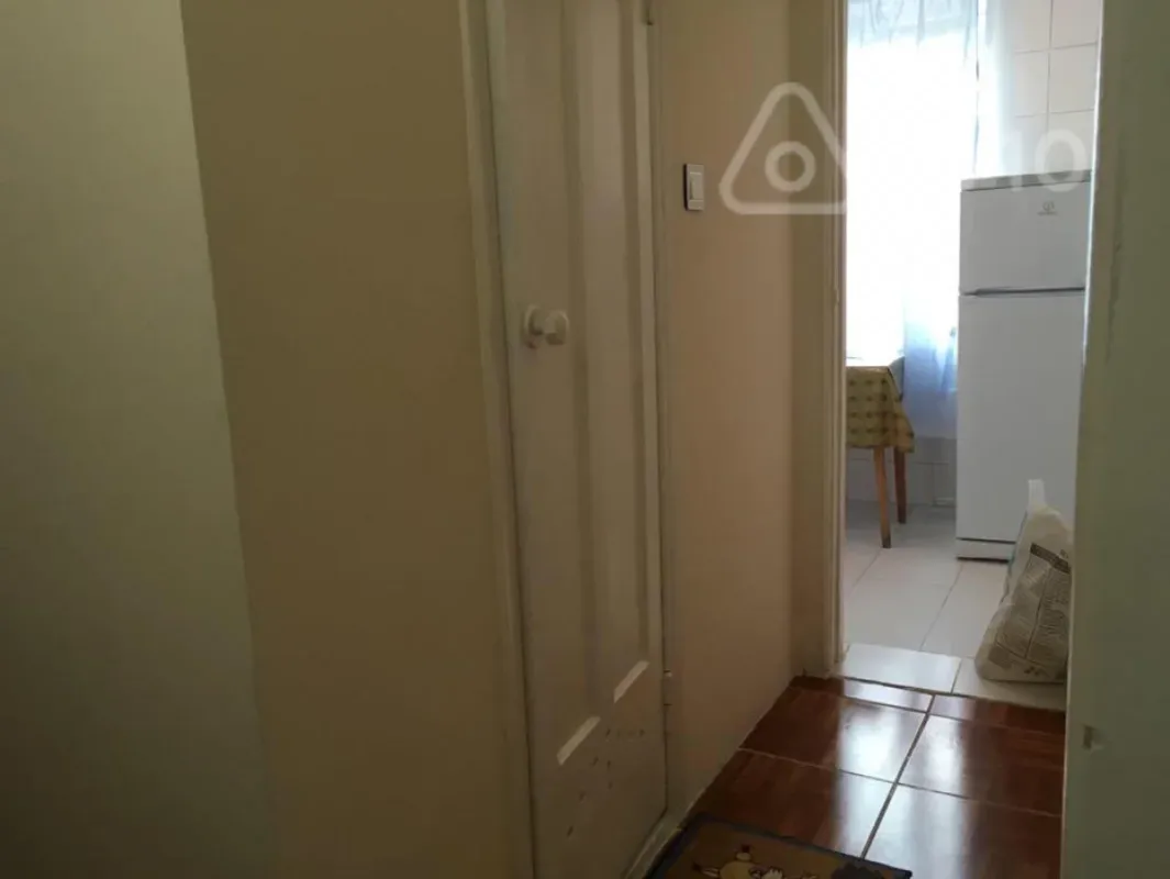 Kirayə verilir 1 otaqlı köhnə tikili 35 m²