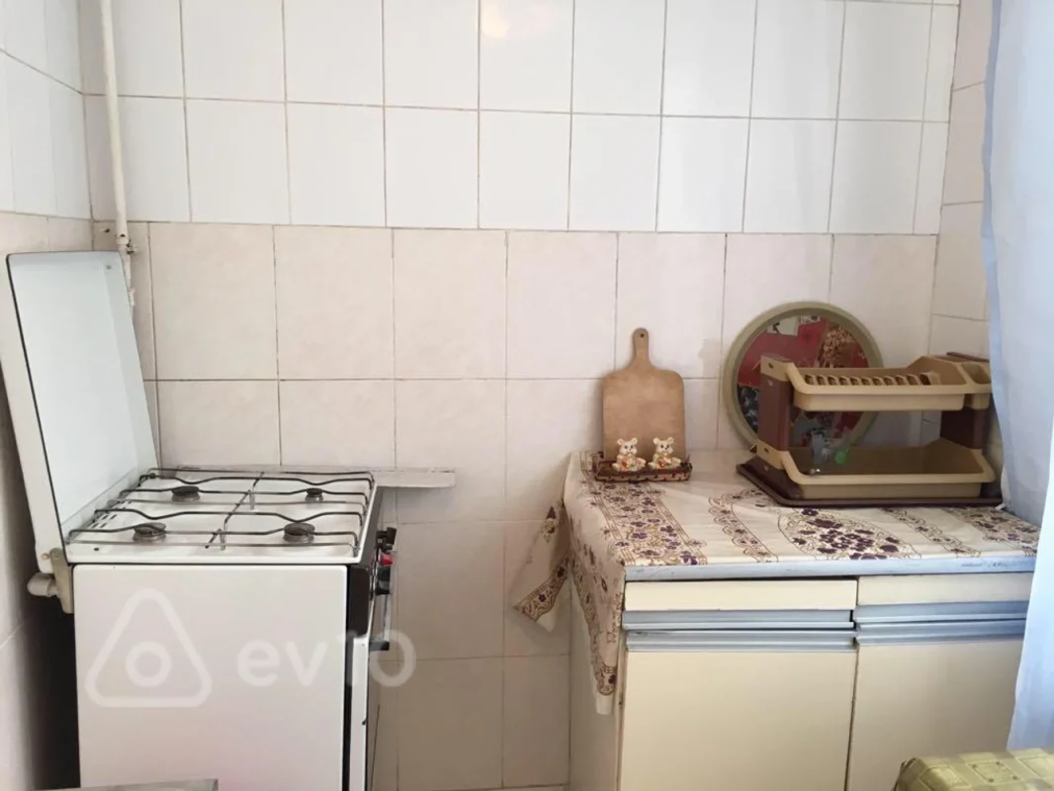 Kirayə verilir 1 otaqlı köhnə tikili 35 m²