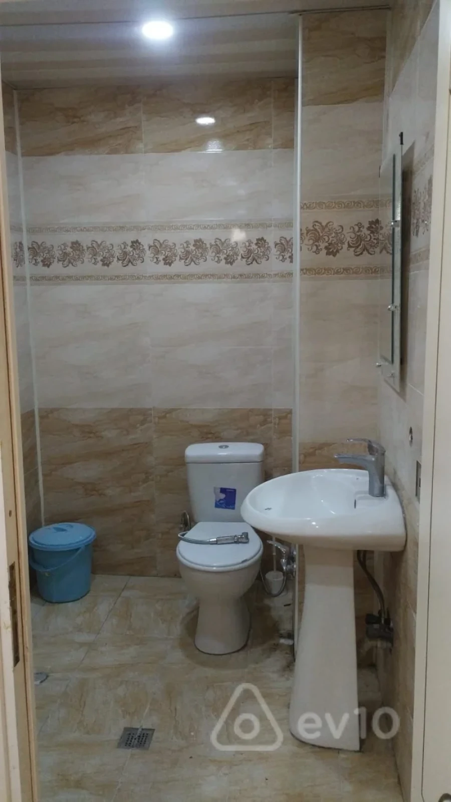 Kirayə verilir 2 otaqlı yeni tikili 50 m²