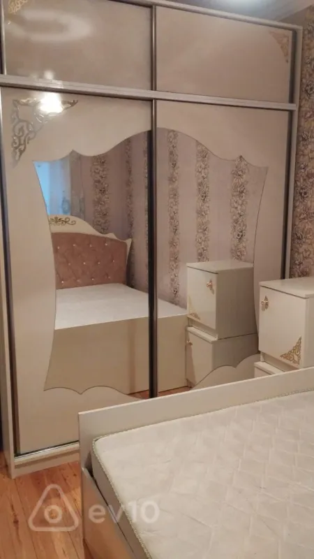 Kirayə verilir 2 otaqlı yeni tikili 50 m²