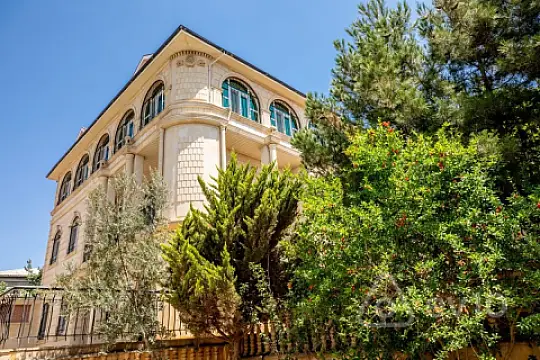 Satılır 6 otaqlı həyət evi 404.7 m² — Bakı, Səbail 6 otaq 404.70 m²