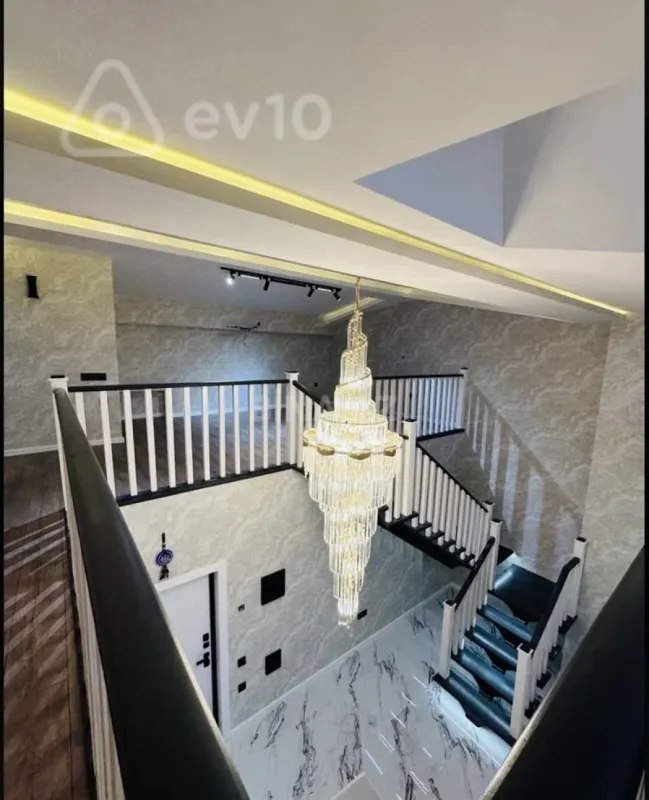 Satılır 4 otaqlı yeni tikili 139 m²