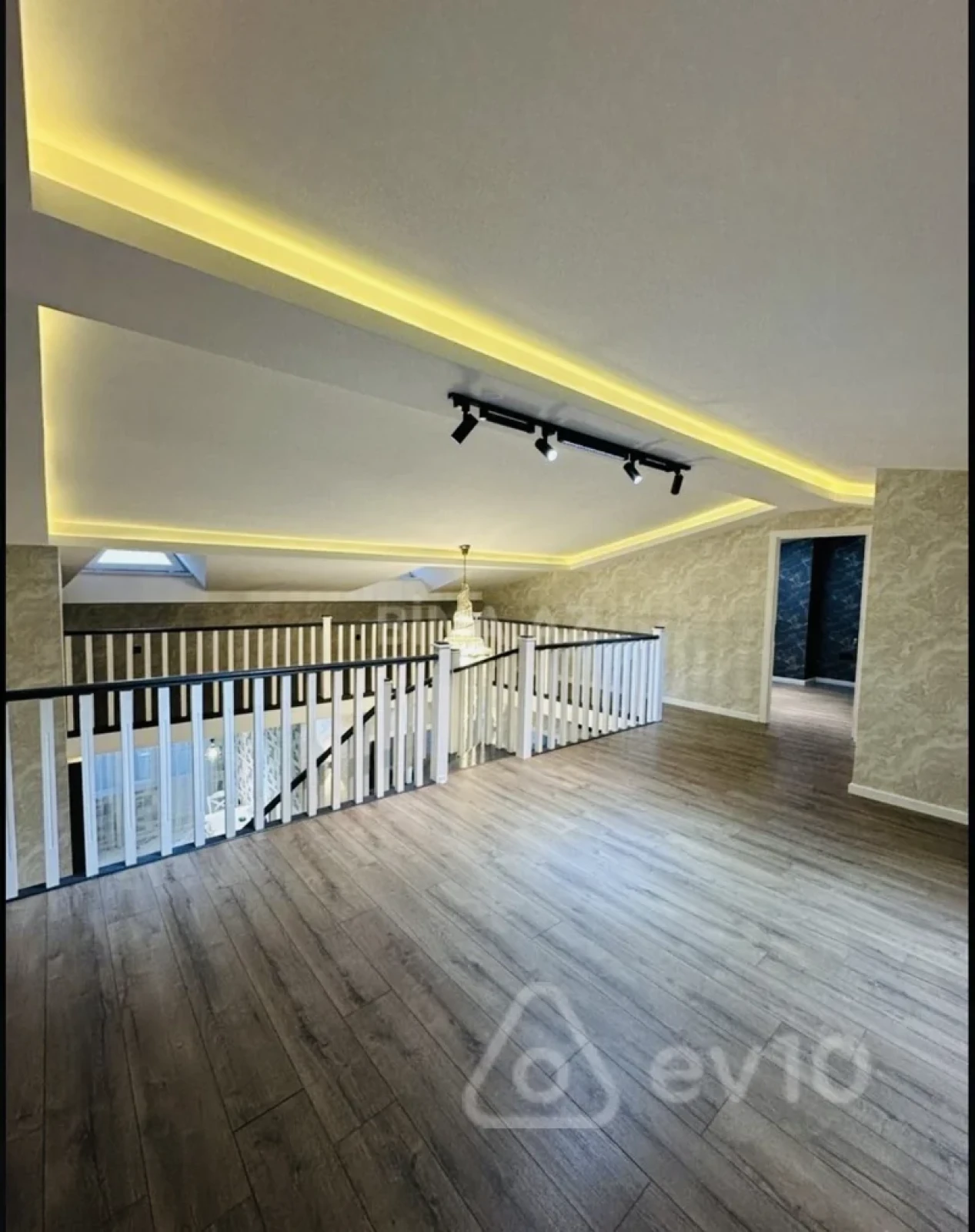 Satılır 4 otaqlı yeni tikili 139 m²