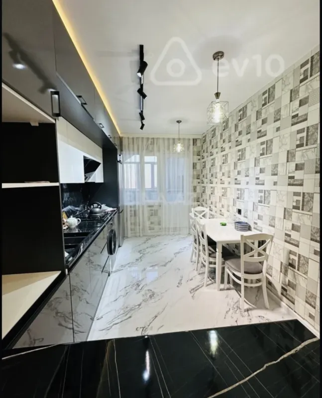 Satılır 4 otaqlı yeni tikili 139 m²