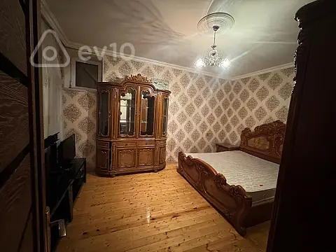 Kirayə verilir 4 otaqlı həyət evi 280 m²