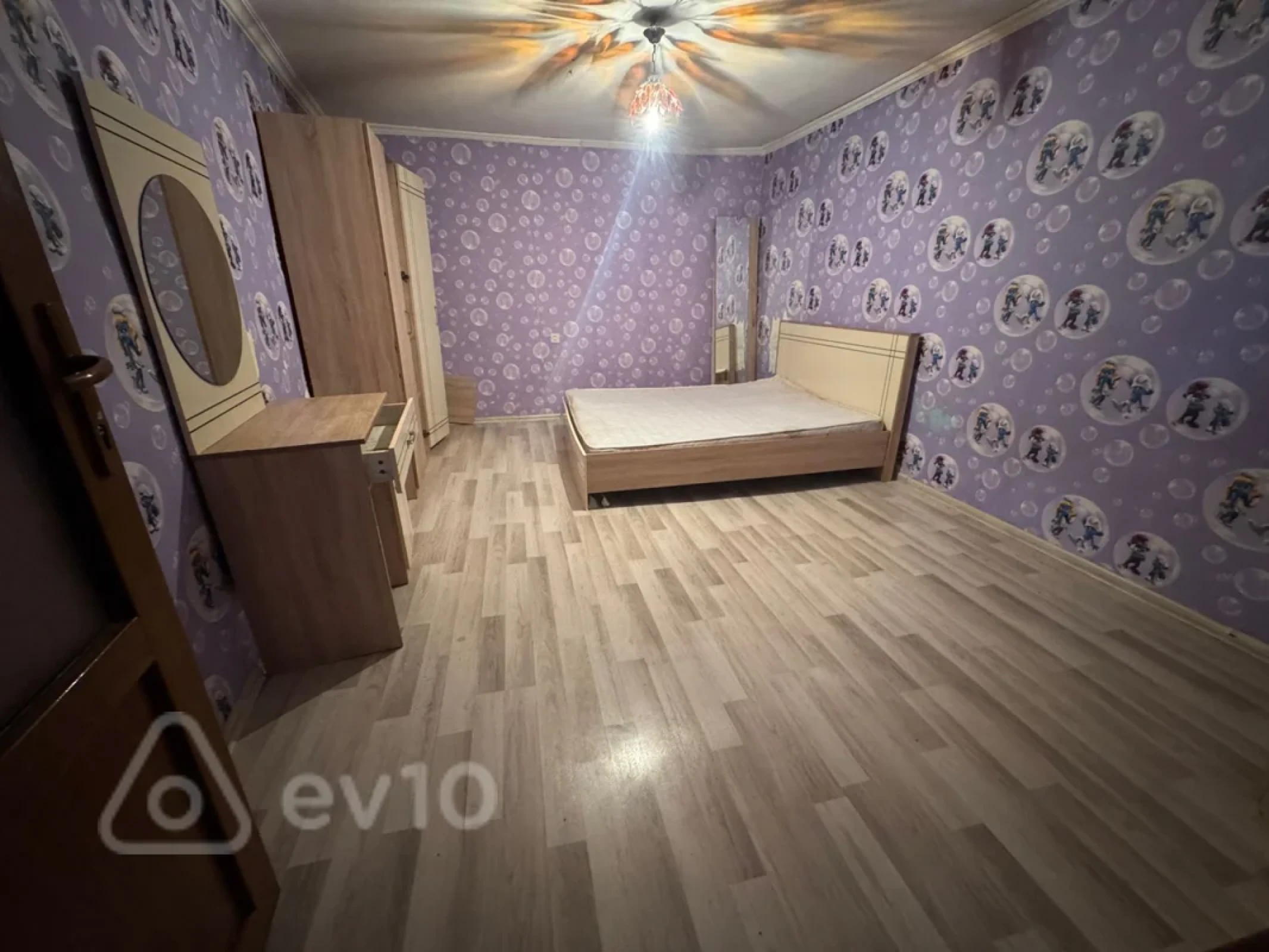 Kirayə verilir 4 otaqlı həyət evi 280 m²