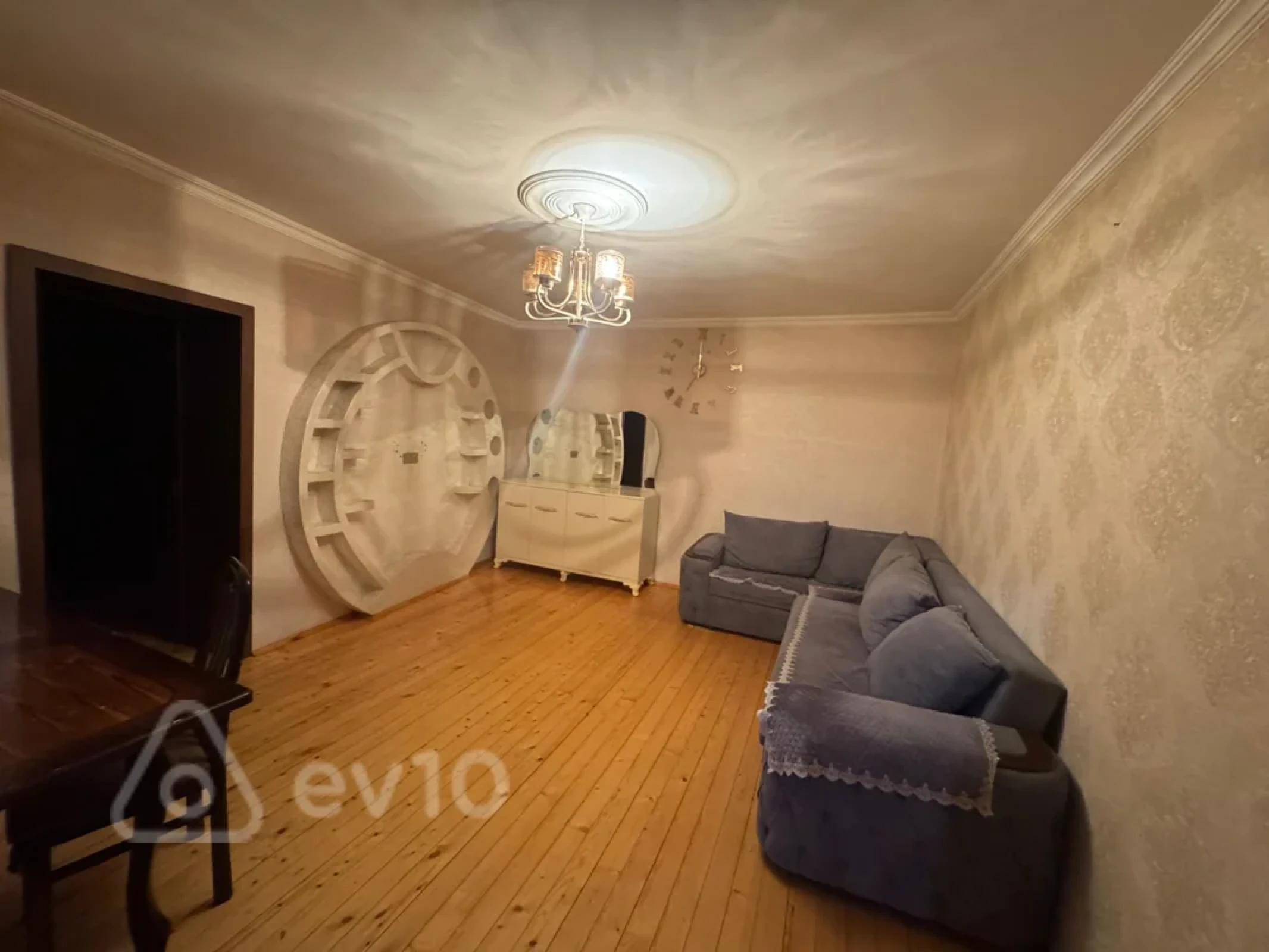 Kirayə verilir 4 otaqlı həyət evi 280 m²
