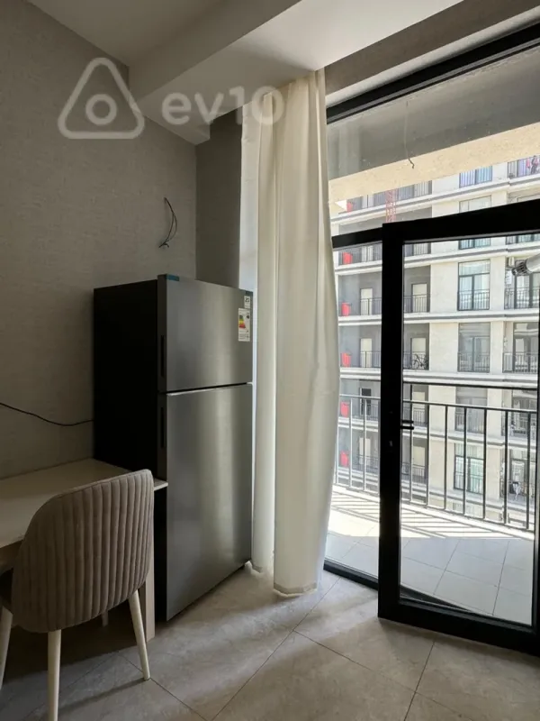 Kirayə verilir 2 otaqlı yeni tikili 70 m²