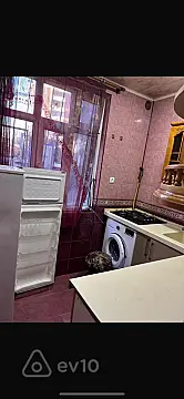 Kirayə verilir 2 otaqlı köhnə tikili 55 m²