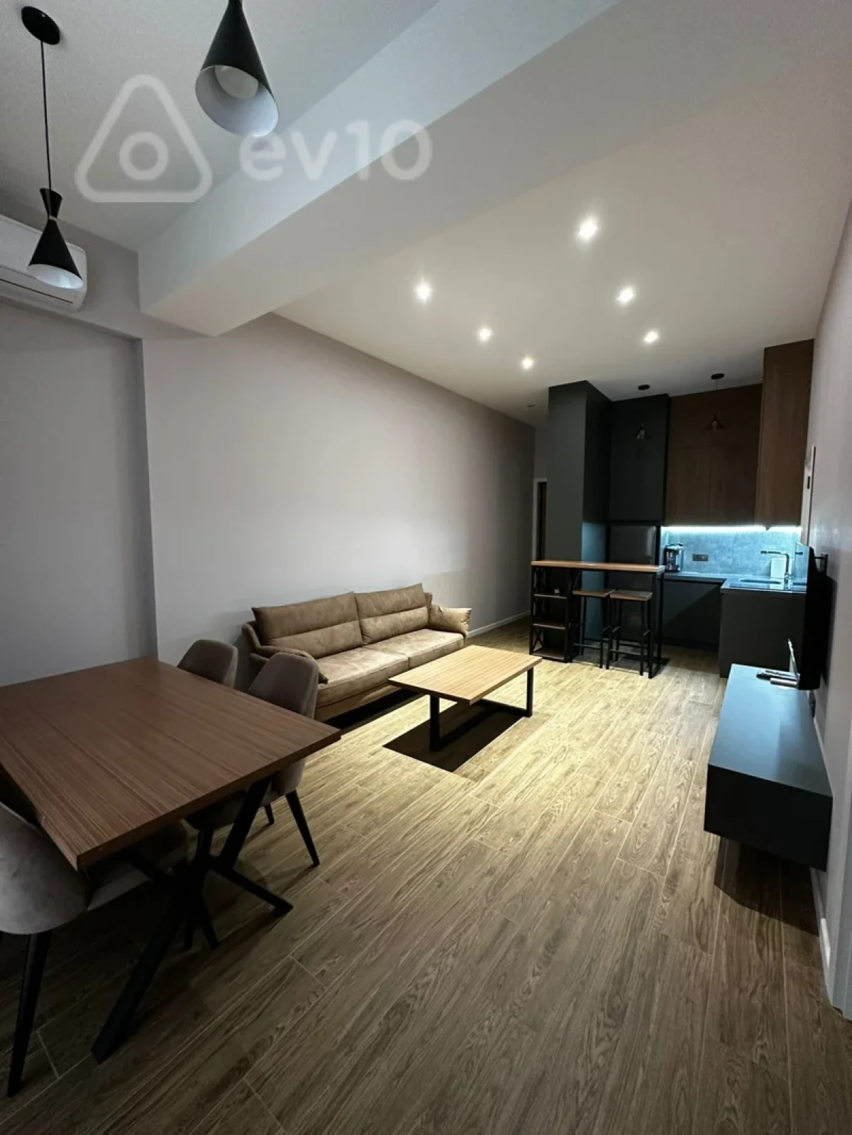 Kirayə verilir 2 otaqlı yeni tikili 60 m²