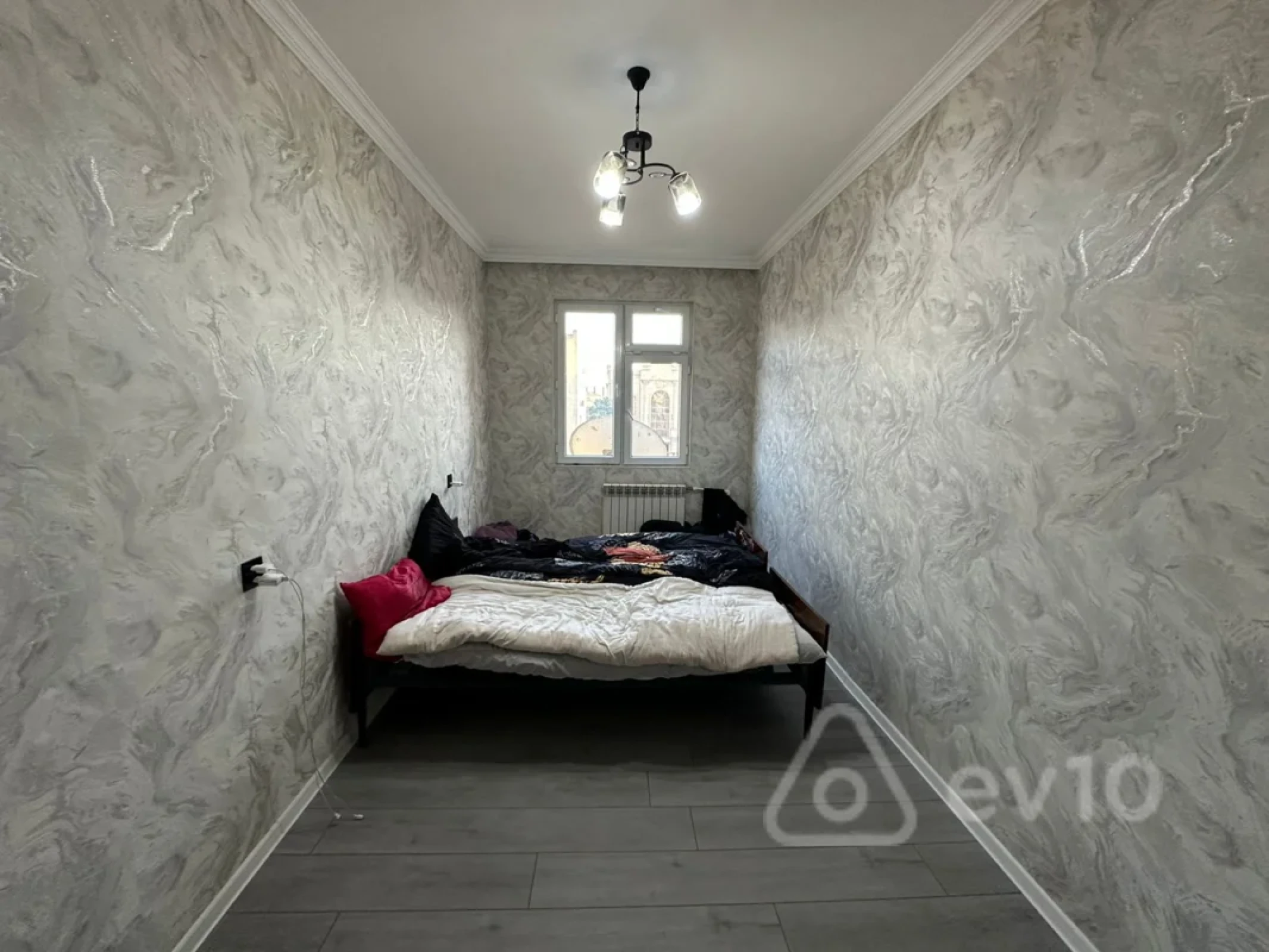 Satılır 3 otaqlı köhnə tikili 50 m²