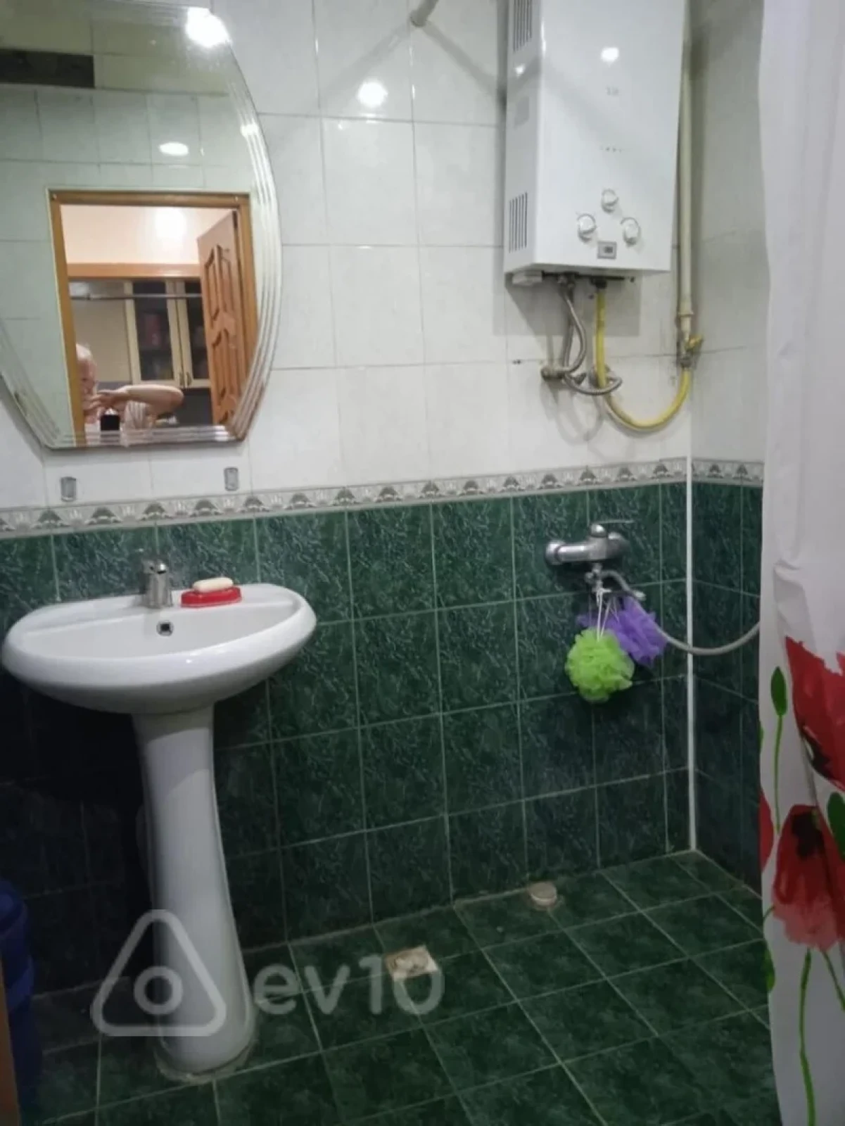 Satılır 3 otaqlı yeni tikili 90 m²
