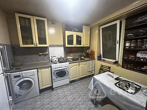 Satılır 3 otaqlı yeni tikili 90 m²