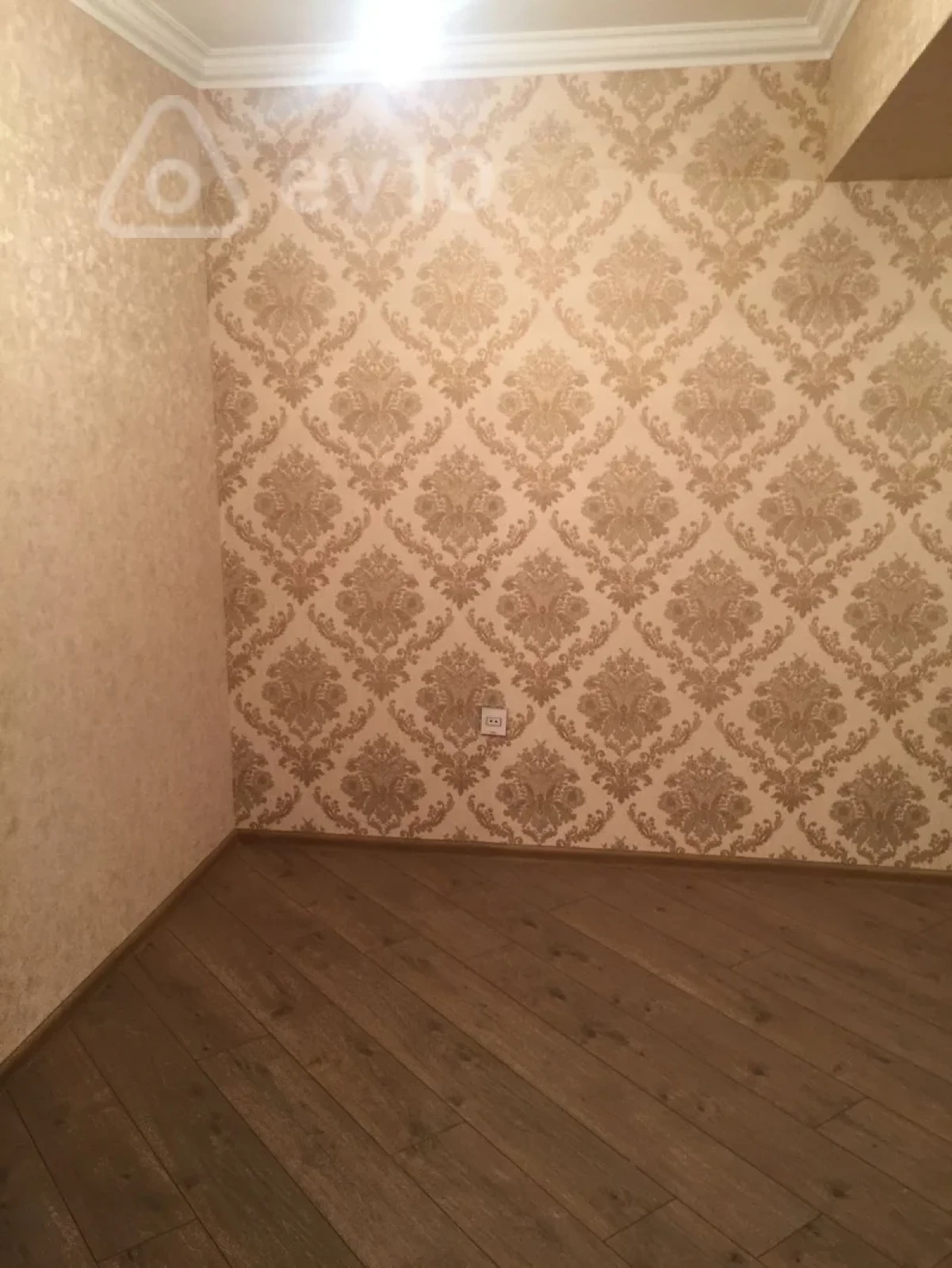 Kirayə verilir 2 otaqlı yeni tikili 60 m²