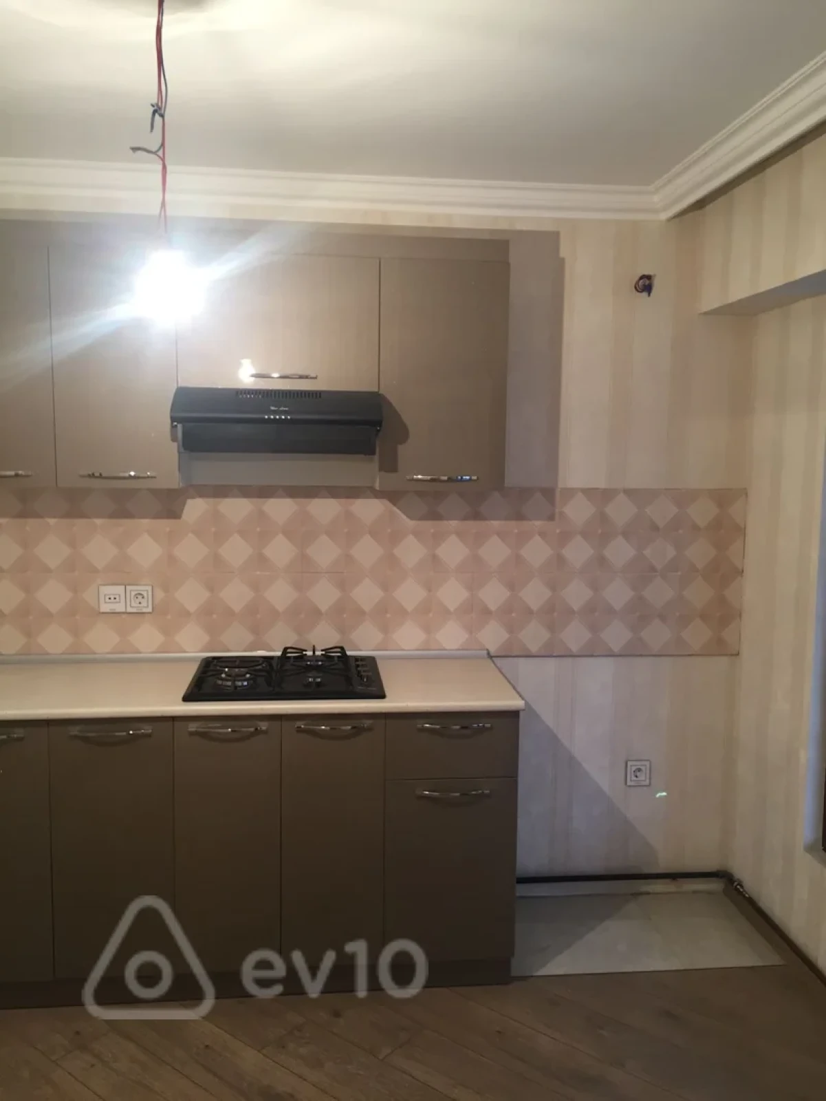 Kirayə verilir 2 otaqlı yeni tikili 60 m²
