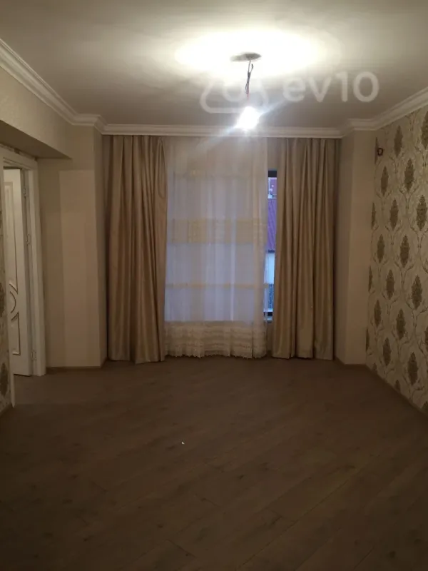 Kirayə verilir 2 otaqlı yeni tikili 60 m²