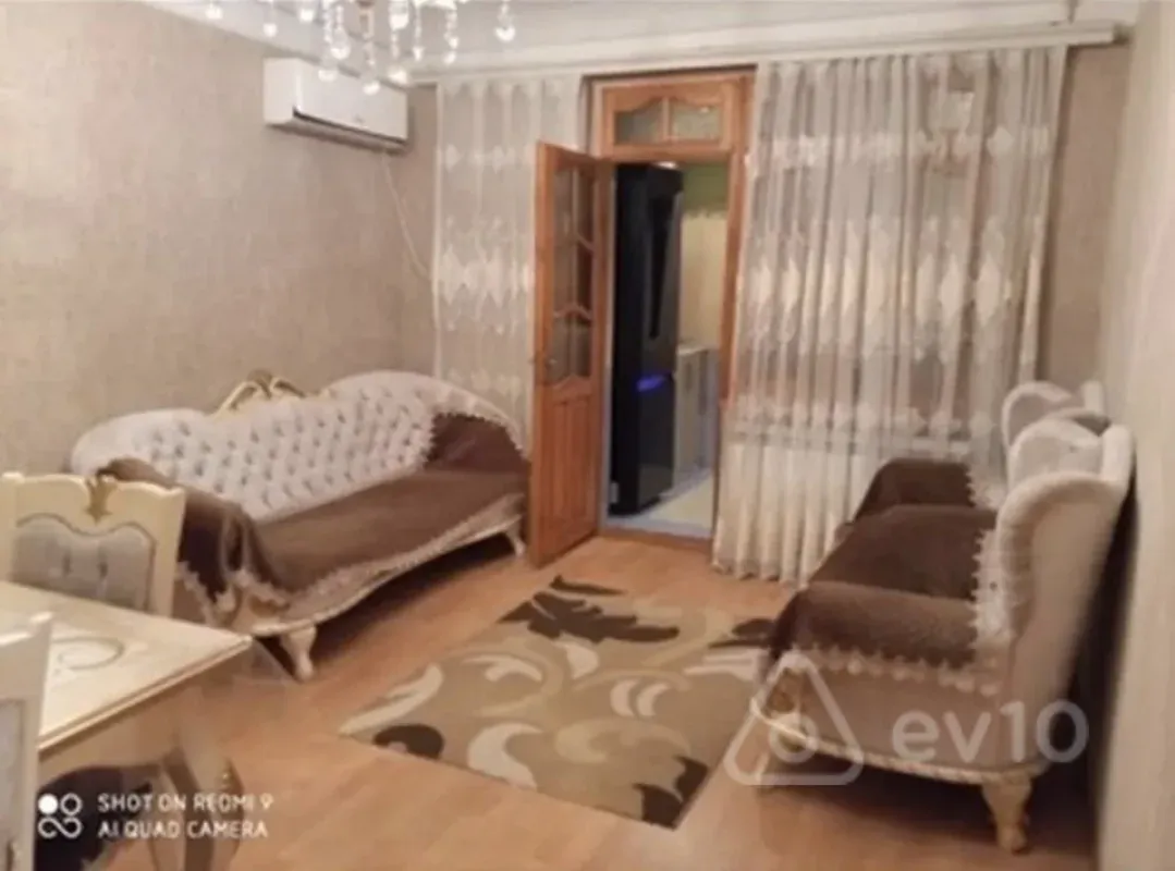 Kirayə verilir 3 otaqlı köhnə tikili 52 m²