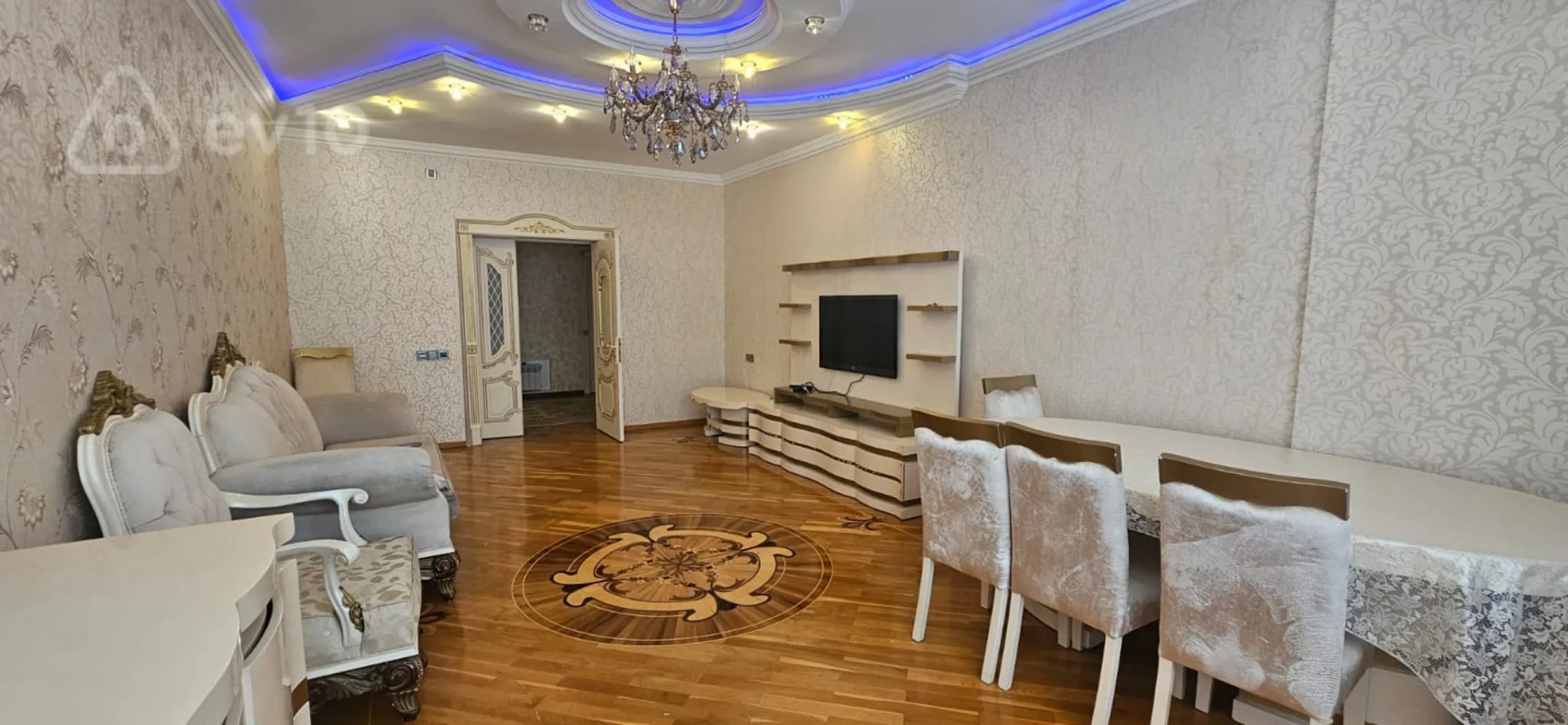 Kirayə verilir 3 otaqlı yeni tikili 130 m²
