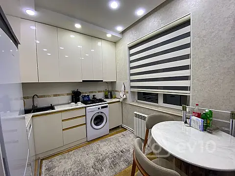Satılır 3 otaqlı yeni tikili 85 m²