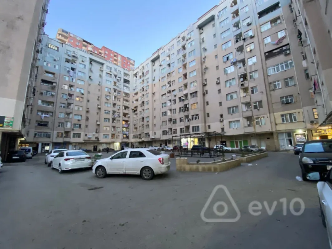 Satılır 3 otaqlı yeni tikili 85 m²