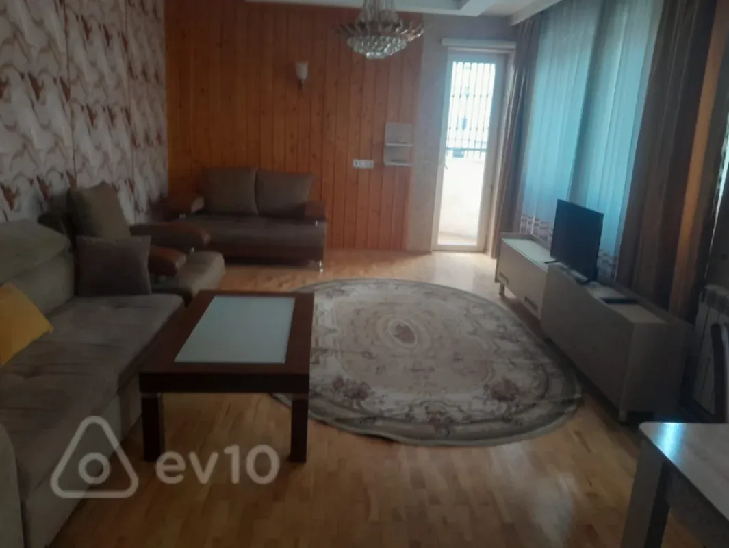 Kirayə verilir 3 otaqlı yeni tikili 110 m²