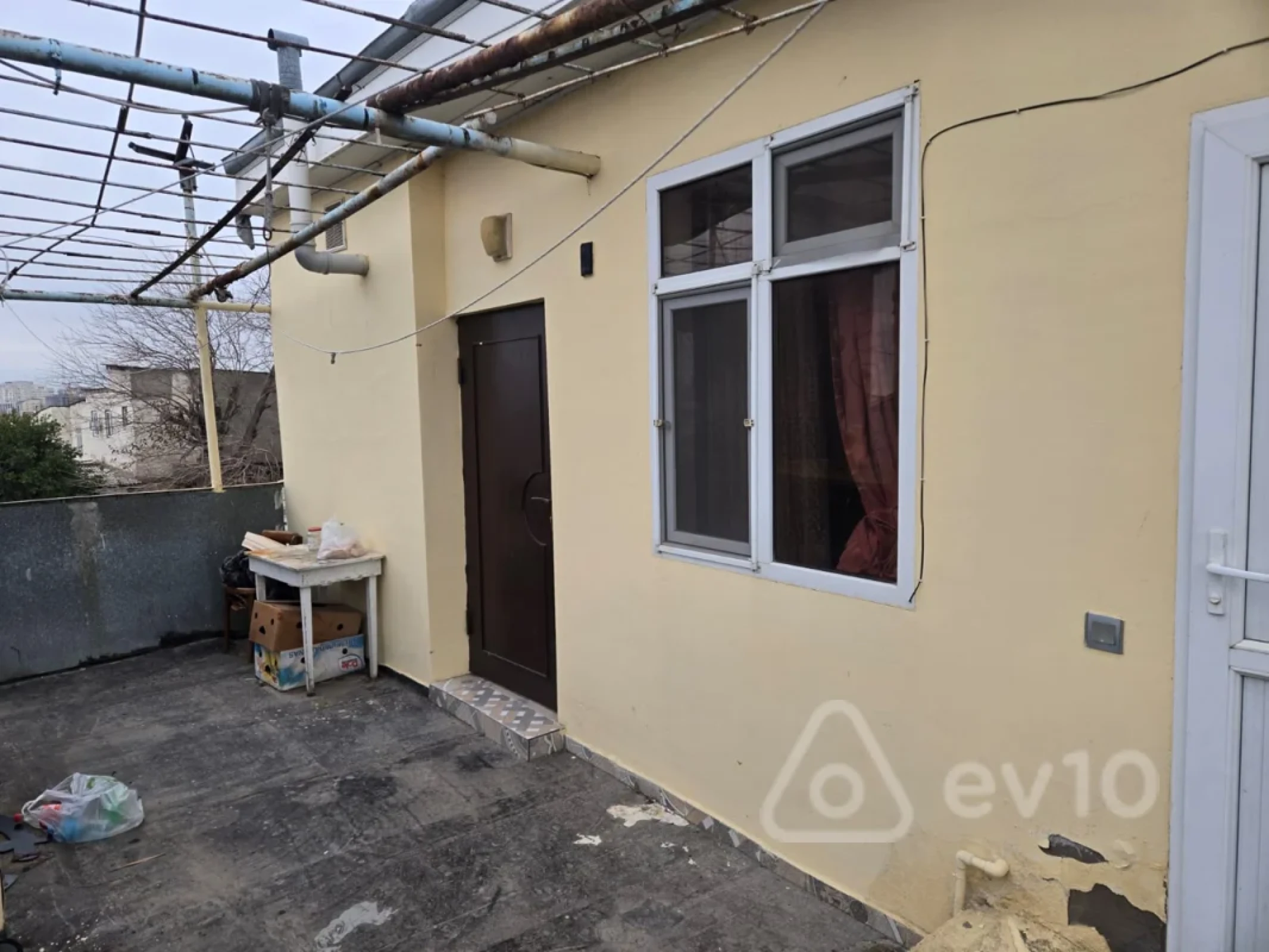 Kirayə verilir 1 otaqlı köhnə tikili 50 m²