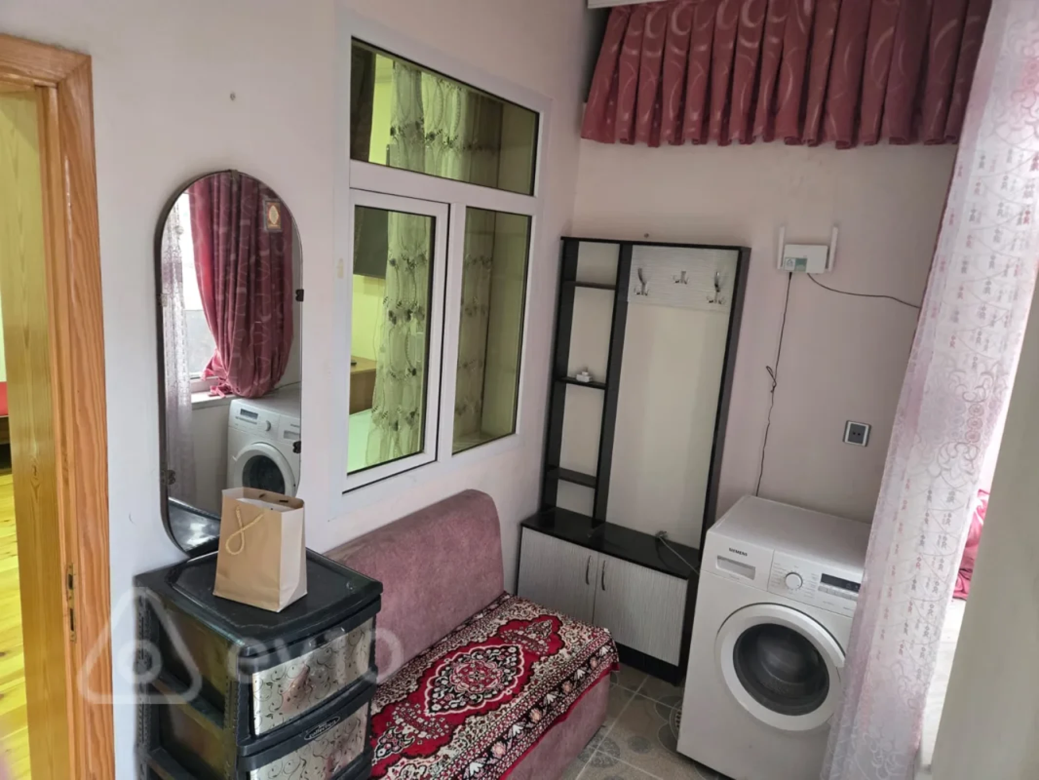 Kirayə verilir 1 otaqlı köhnə tikili 50 m²