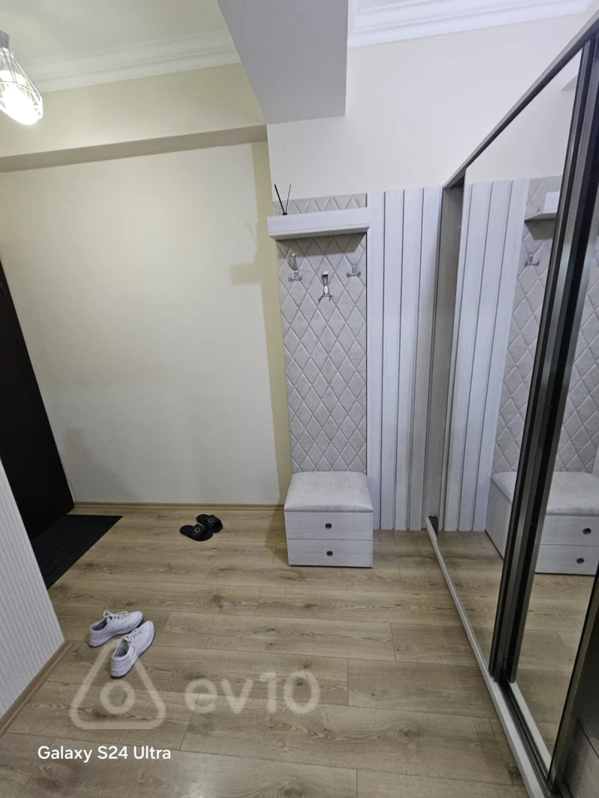 Kirayə verilir 2 otaqlı yeni tikili 80 m²