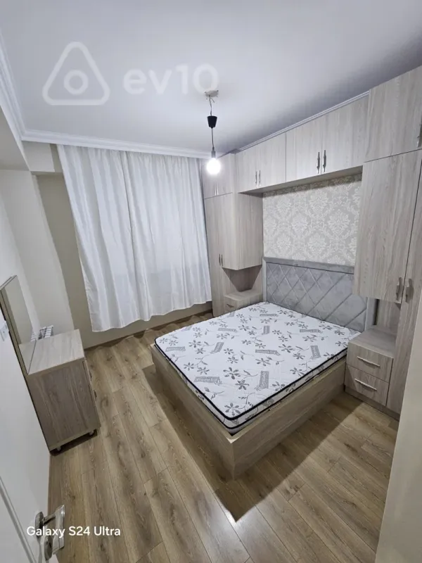 Kirayə verilir 2 otaqlı yeni tikili 80 m²