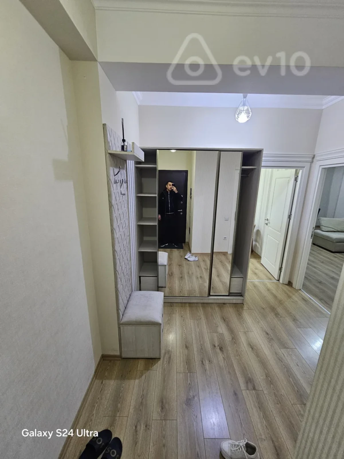 Kirayə verilir 2 otaqlı yeni tikili 80 m²