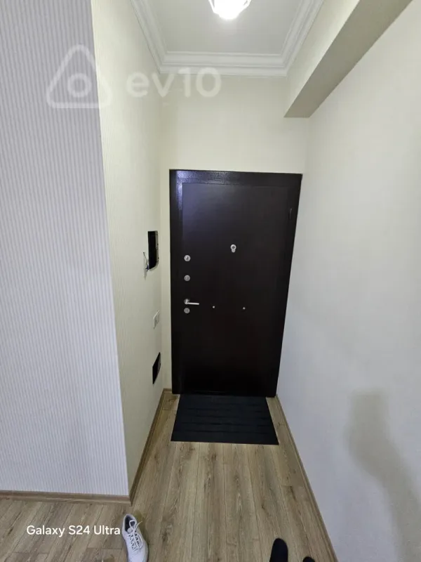 Kirayə verilir 2 otaqlı yeni tikili 80 m²