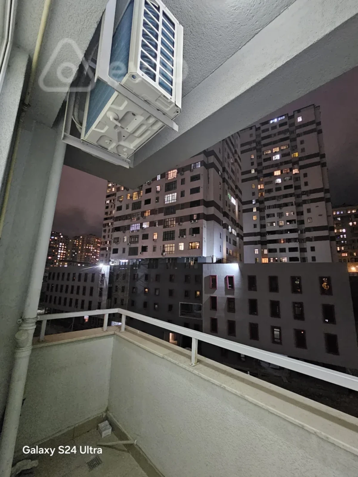 Kirayə verilir 2 otaqlı yeni tikili 80 m²